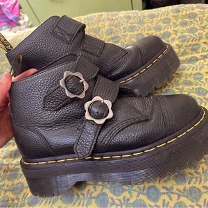 Dr. Marten Black Womens boots